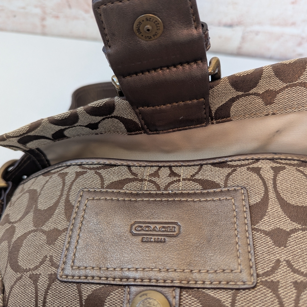 Coach Soho 8k38Signature ShoulderBag Leather & canvas women's Bag - Picture 10 of 16